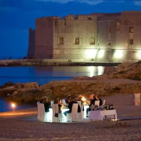 Sea View Dubrovnik, Balcony, Stunning Views * Ντουμπρόβνικ